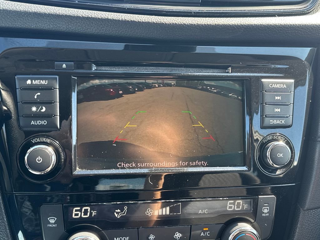 Used 2019 Nissan Rogue SV image 21