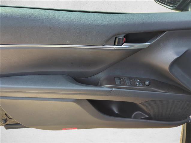 Used 2024 Toyota Camry SE FWD image 10