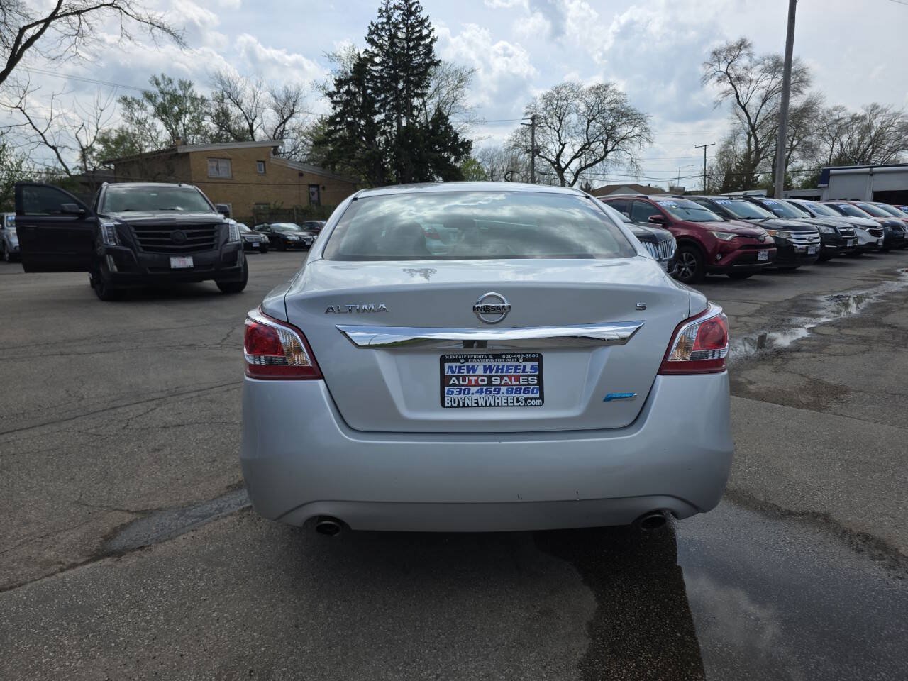 Used 2013 Nissan Altima 2.5 S FWD image 20