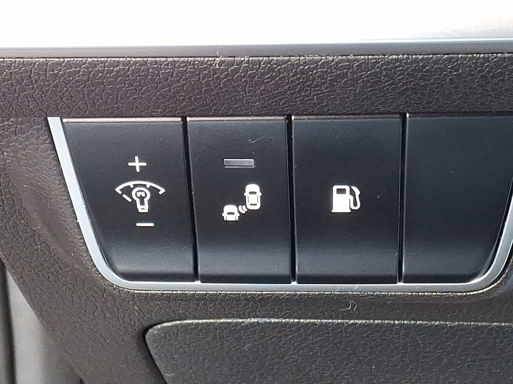 Used 2020 Kia Stinger GT-Line w/ Sun & Sound Package image 28