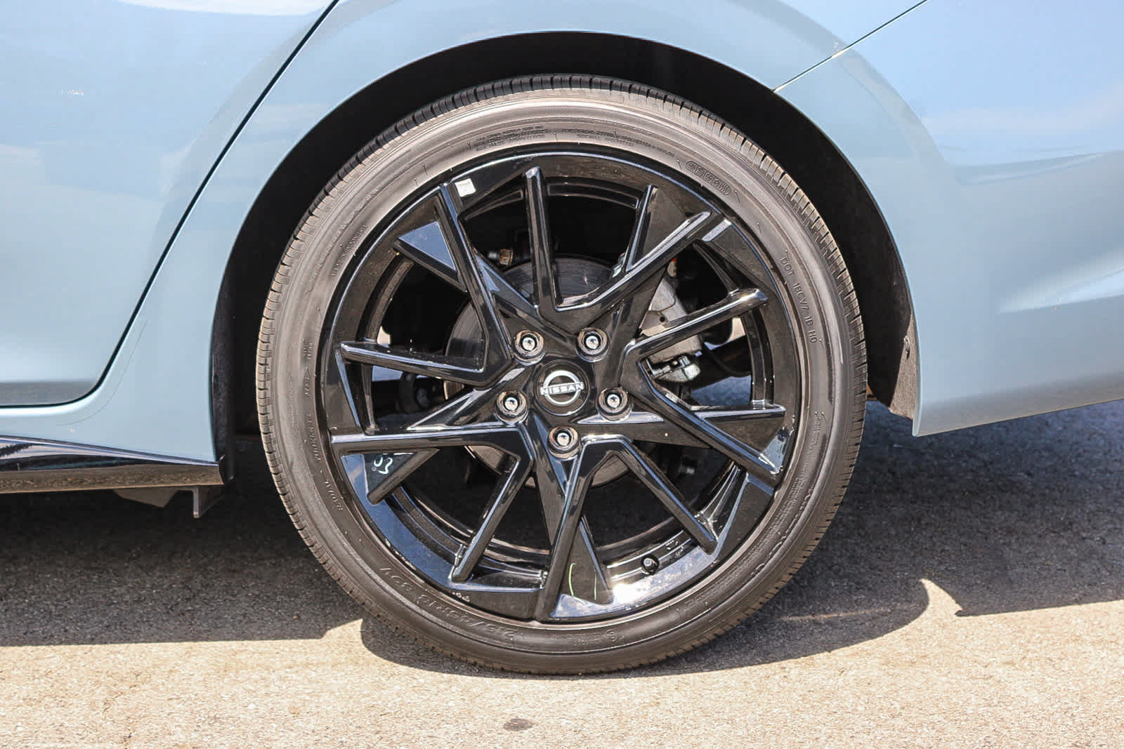 Used 2025 Nissan Sentra SR w/ Midnight Edition FWD image 10