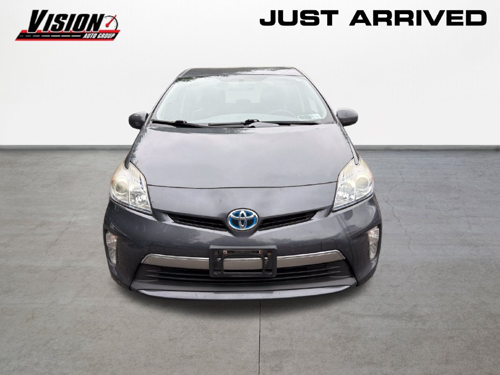 Used 2015 Toyota Prius Prime Plug-In Hybrid FWD image 2