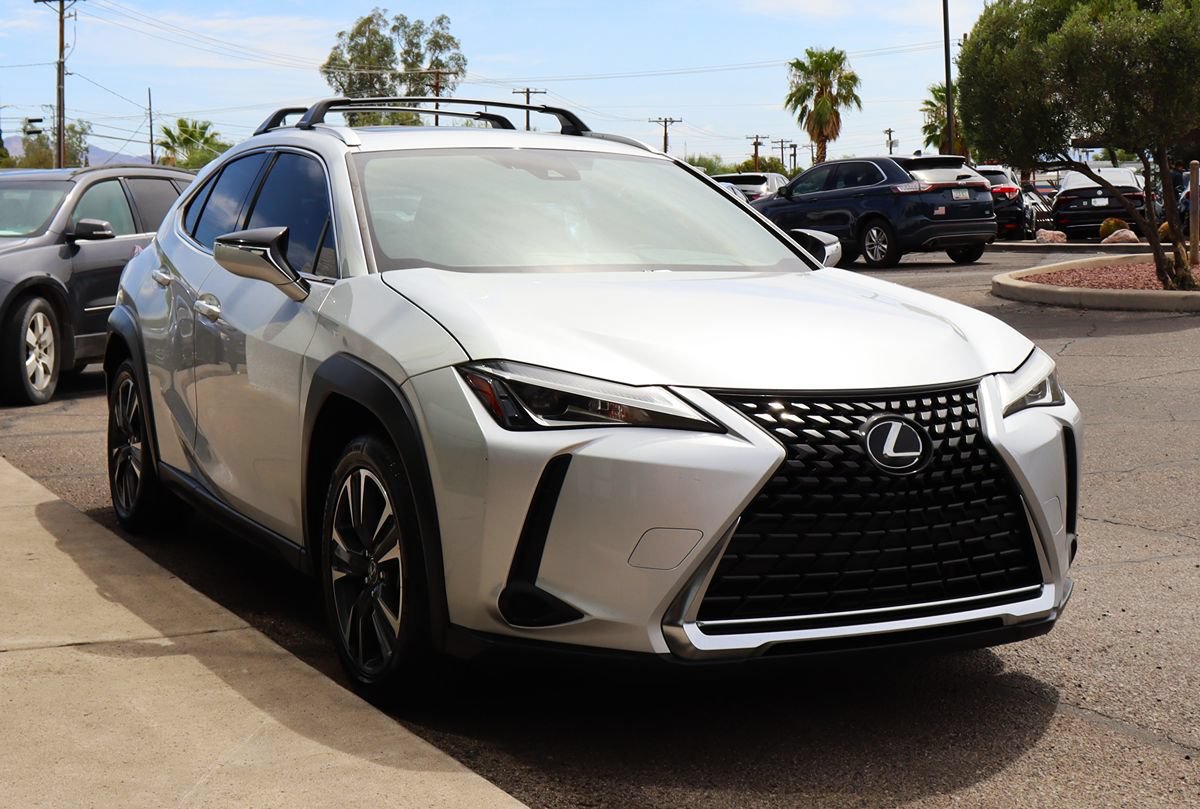 Used 2019 Lexus UX 200 w/ Premium Package FWD image 14
