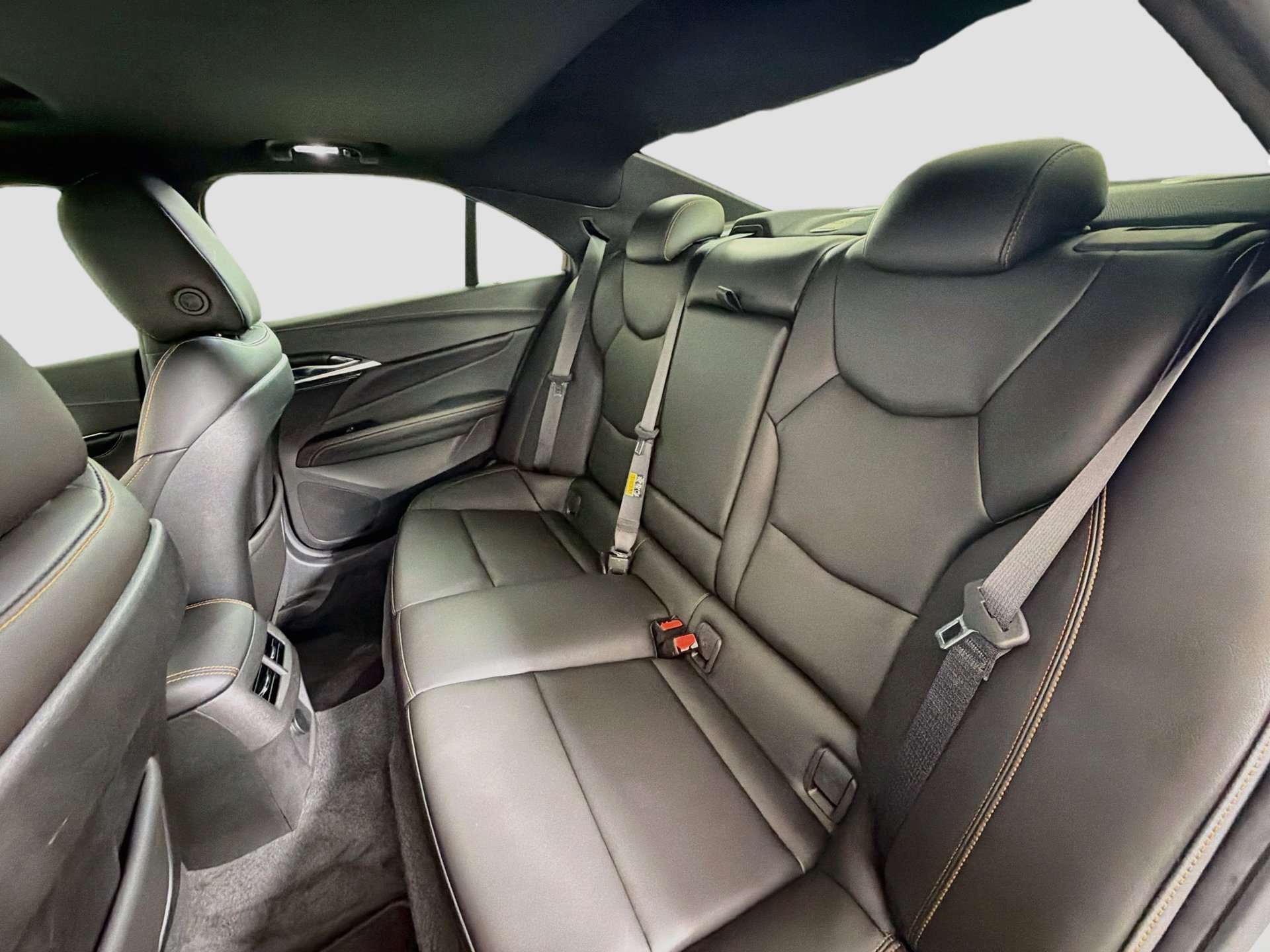 Used 2023 Cadillac CT4 Sport RWD image 21