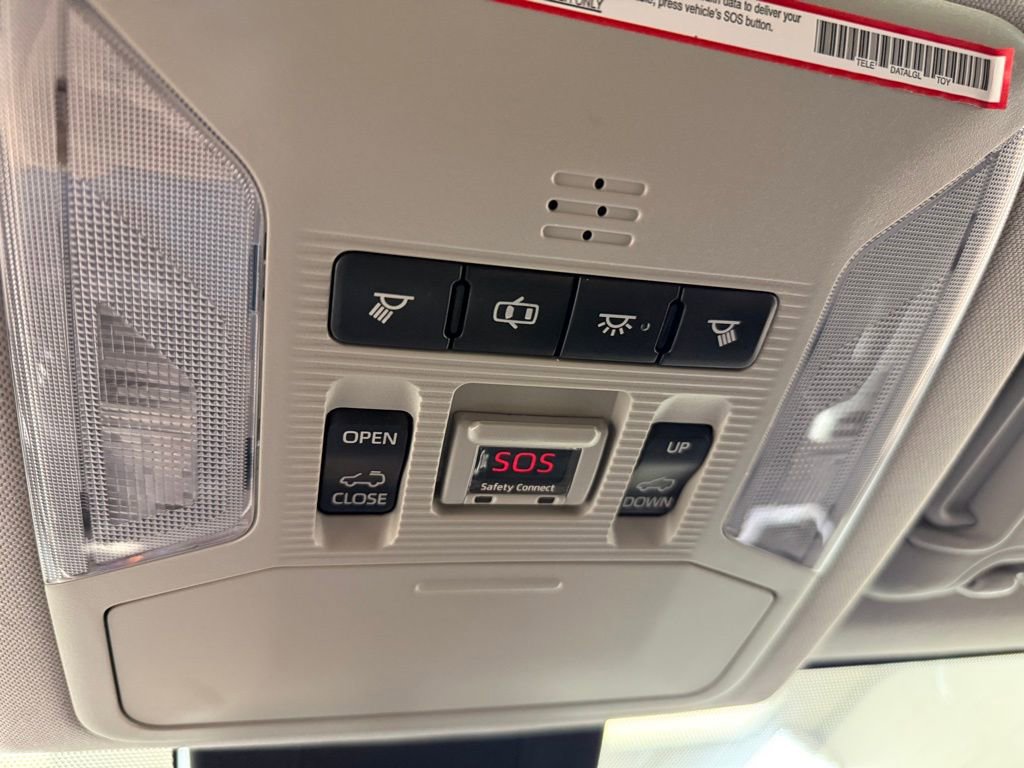 Used 2019 Toyota RAV4 XLE w/ Convenience Package image 14