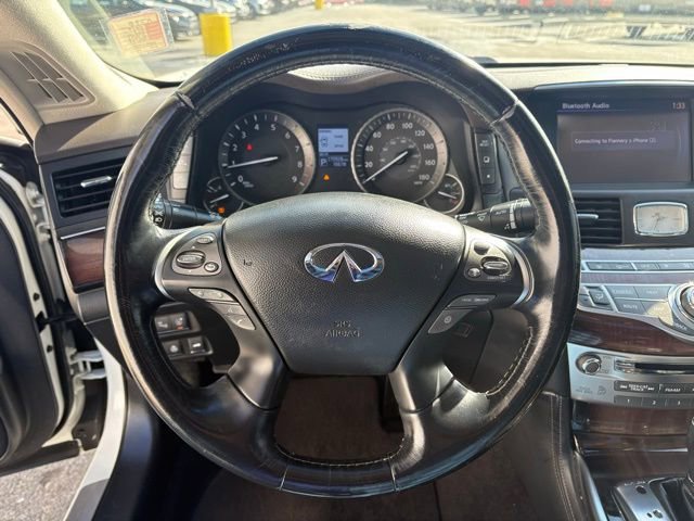 Used 2017 INFINITI Q70 L 3.7 w/ Deluxe Touring Package image 15