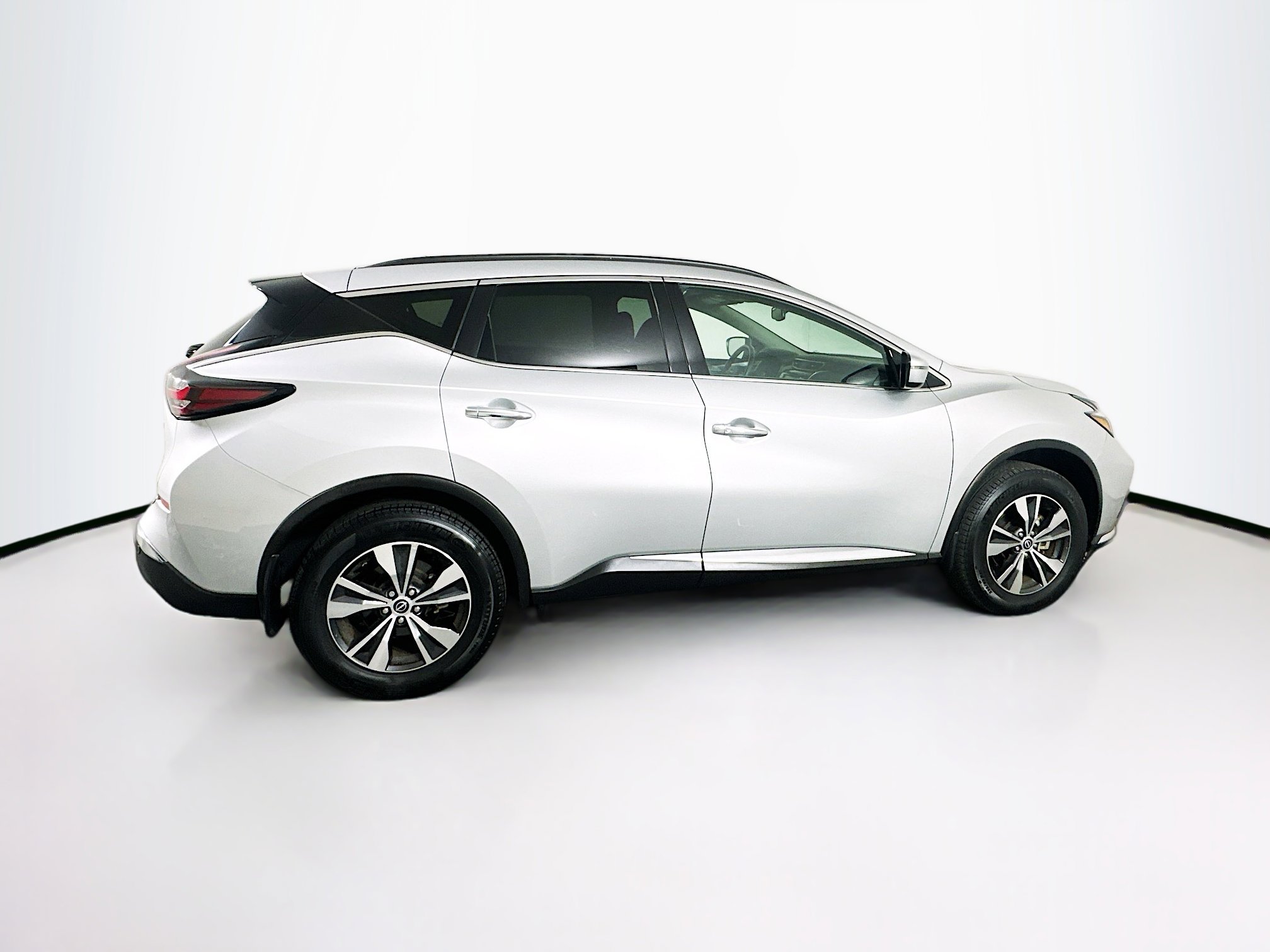 Used 2024 Nissan Murano SV image 10