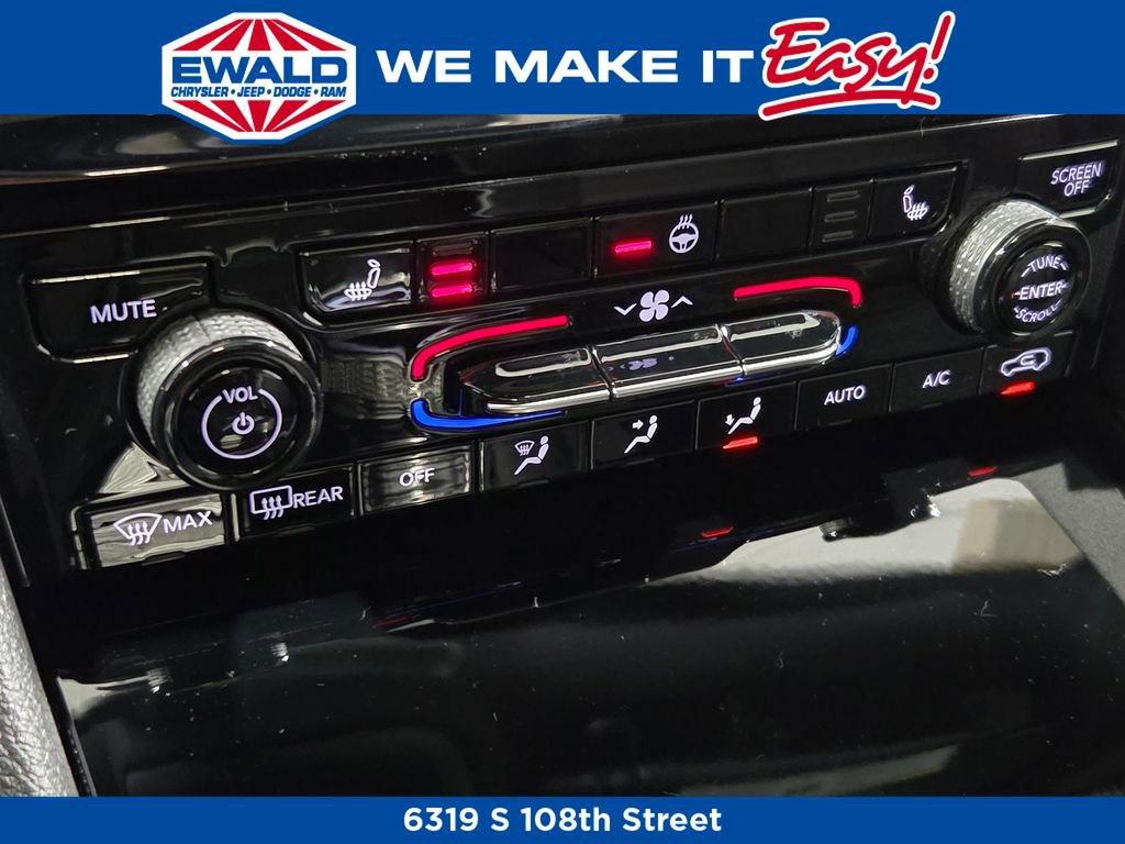 New 2025 Jeep Grand Cherokee Limited AWD/4WD image 10