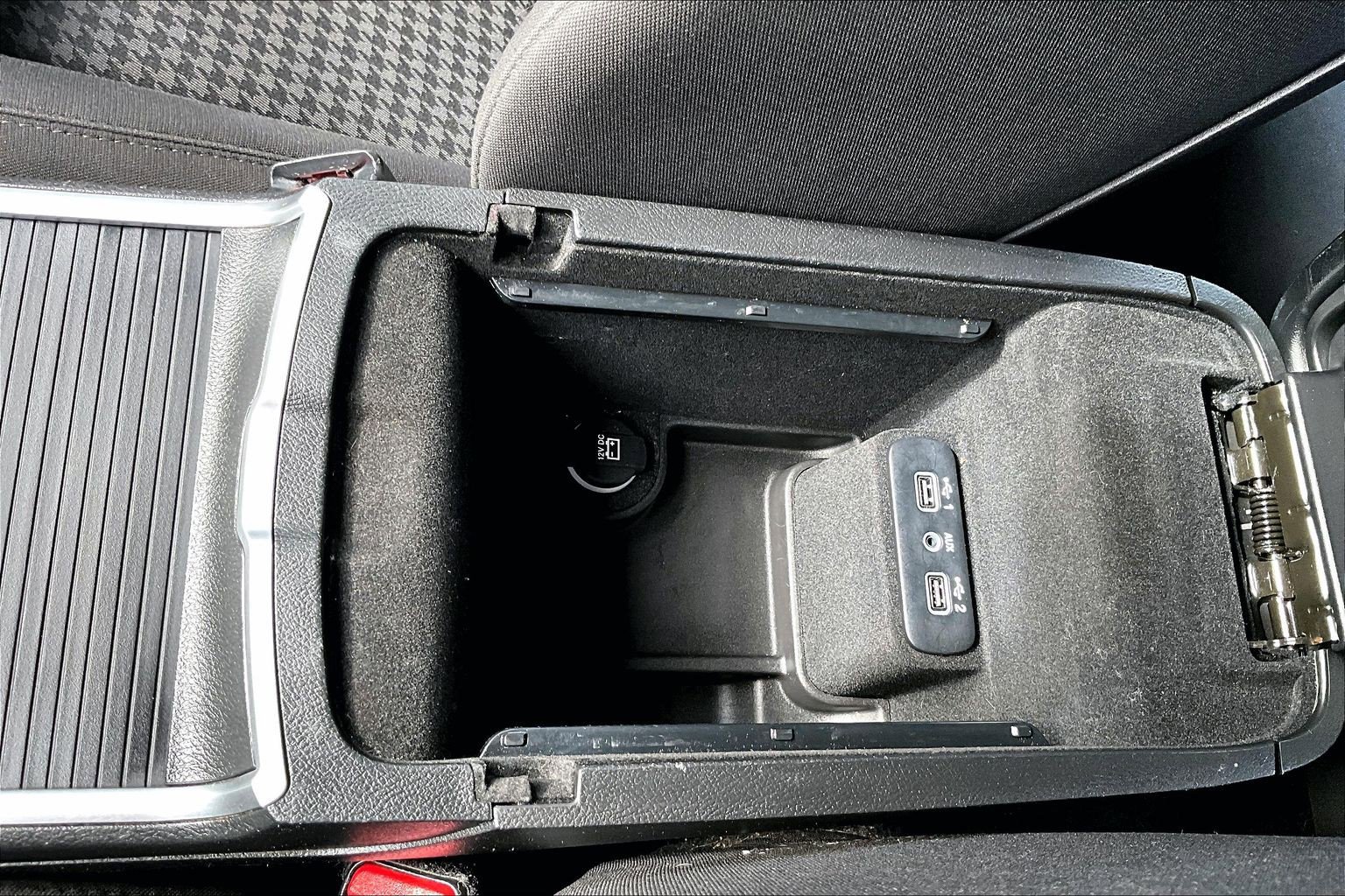 Used 2019 Dodge Charger GT RWD image 16