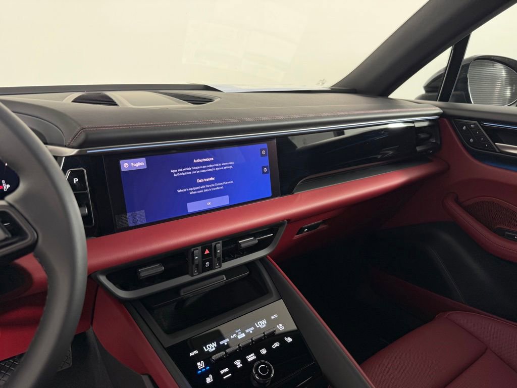 New 2026 Porsche Macan Electric RWD image 22