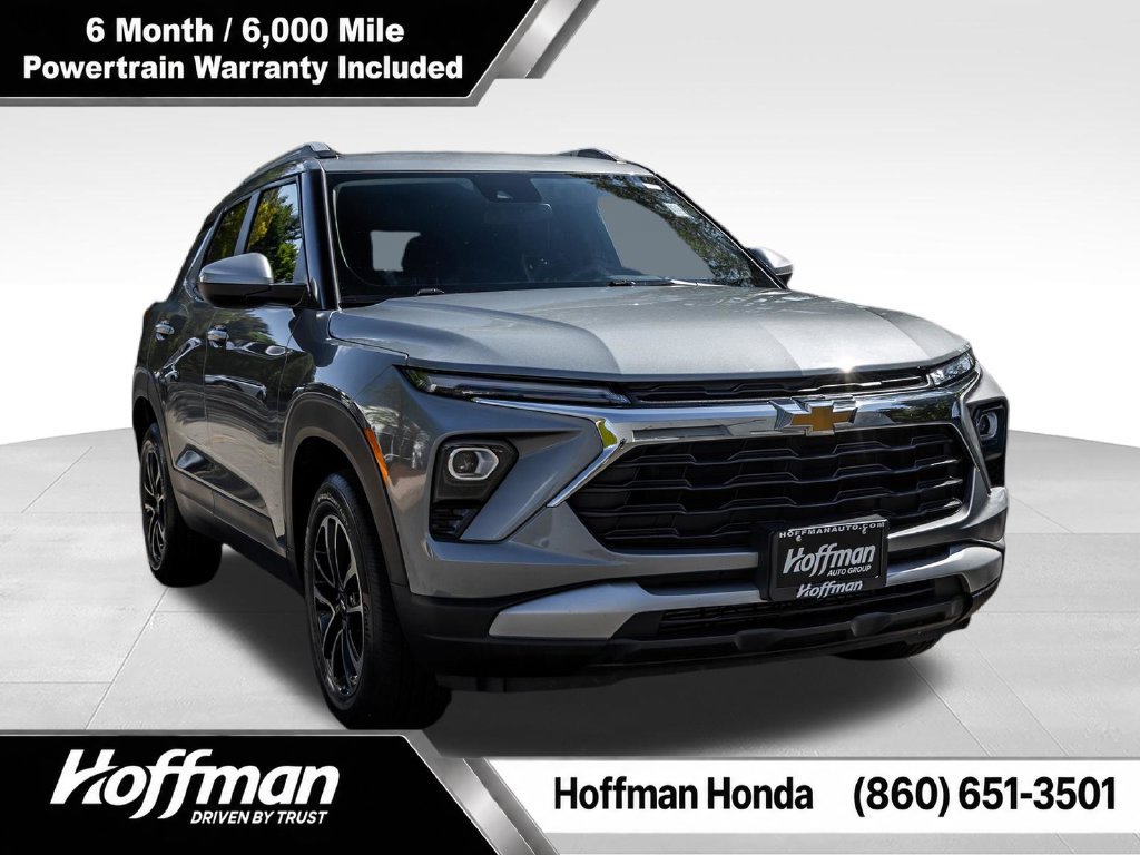 Used 2025 Chevrolet TrailBlazer LT w/ Driver Confidence Package