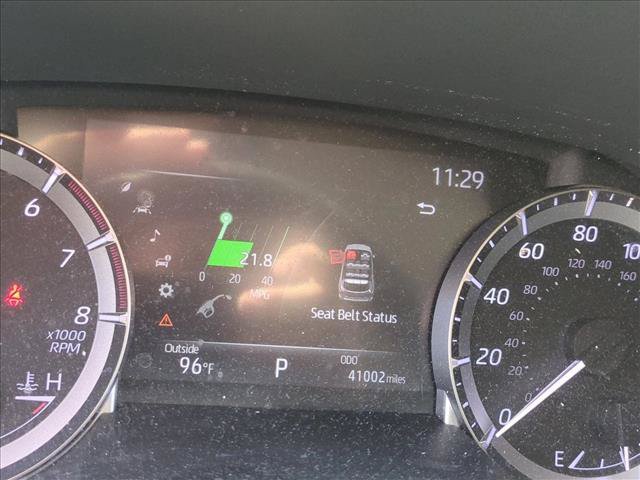 Used 2023 Toyota Highlander L FWD image 13