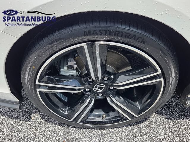 Used 2024 Honda Accord Sport image 7