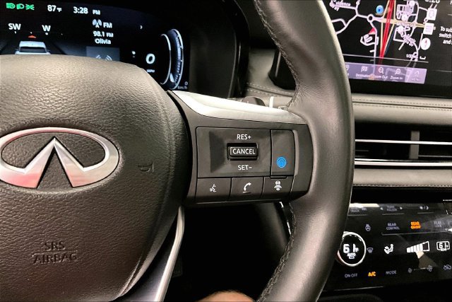 Used 2024 INFINITI QX60 Luxe AWD/4WD image 28