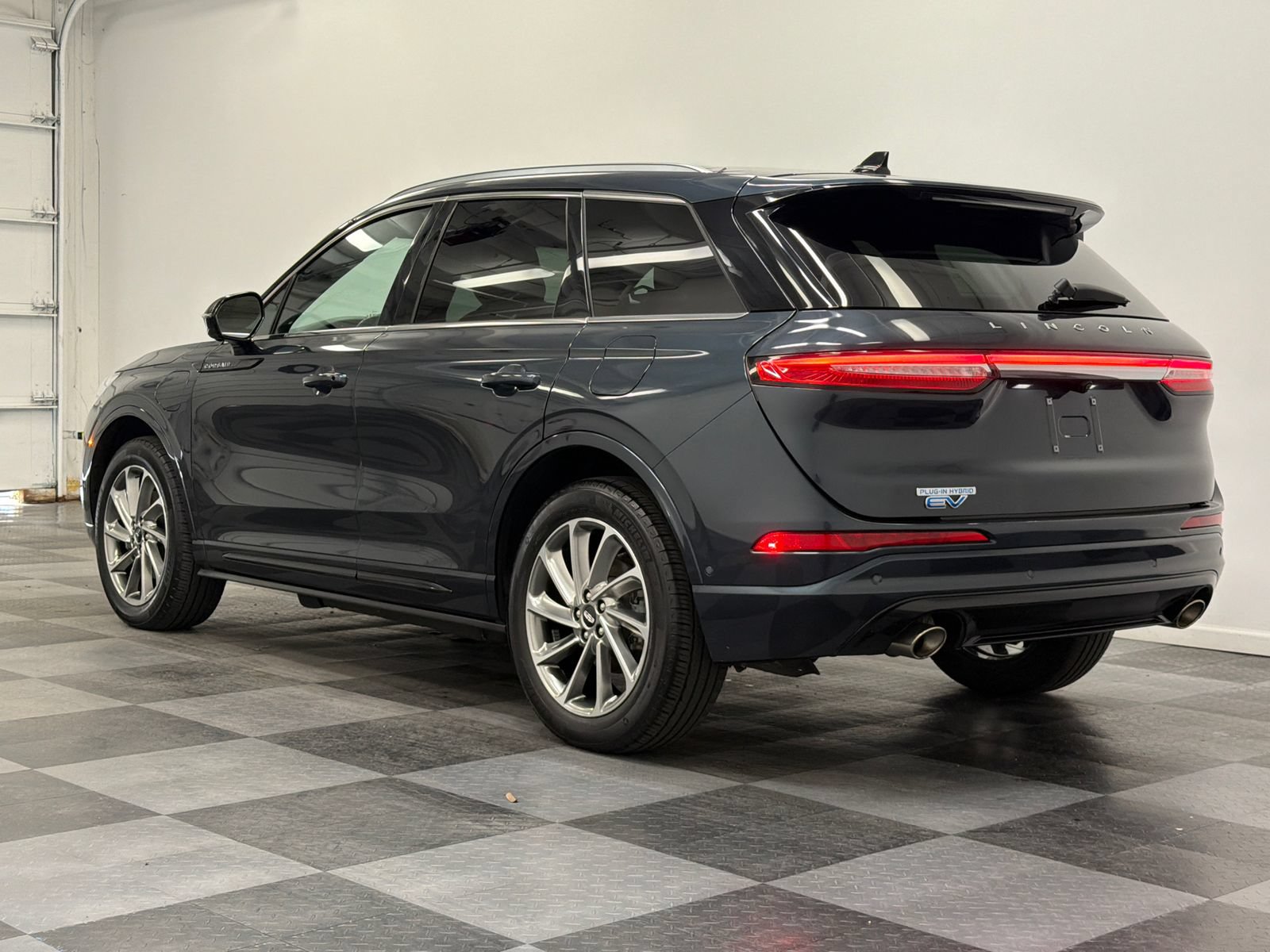 Certified 2022 Lincoln Corsair Grand Touring w/ Elements Technology Bundle AWD/4WD image 6