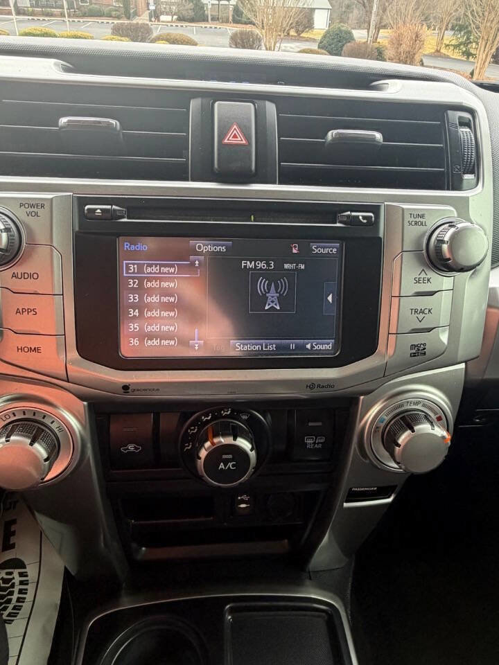 Used 2015 Toyota 4Runner SR5 image 18