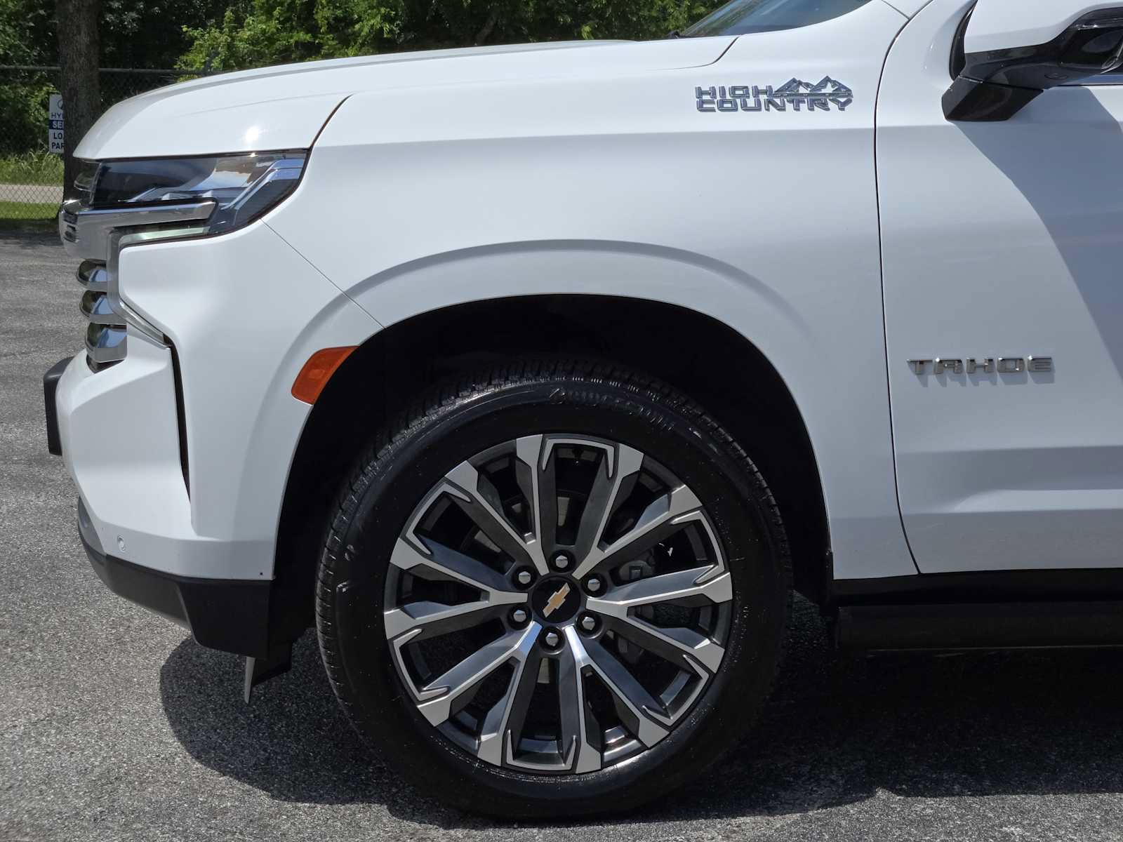 Certified 2023 Chevrolet Tahoe High Country AWD/4WD image 8