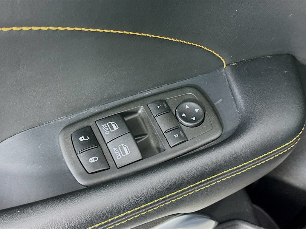 Used 2022 Dodge Challenger R/T Scat Pack RWD image 24