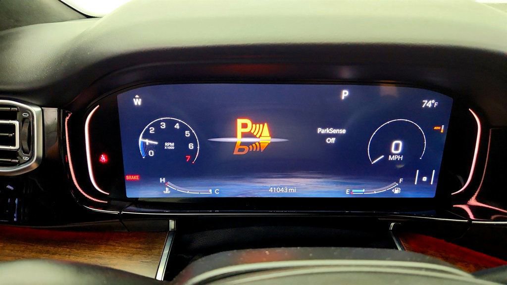 Used 2022 Jeep Grand Wagoneer Series II AWD/4WD image 14