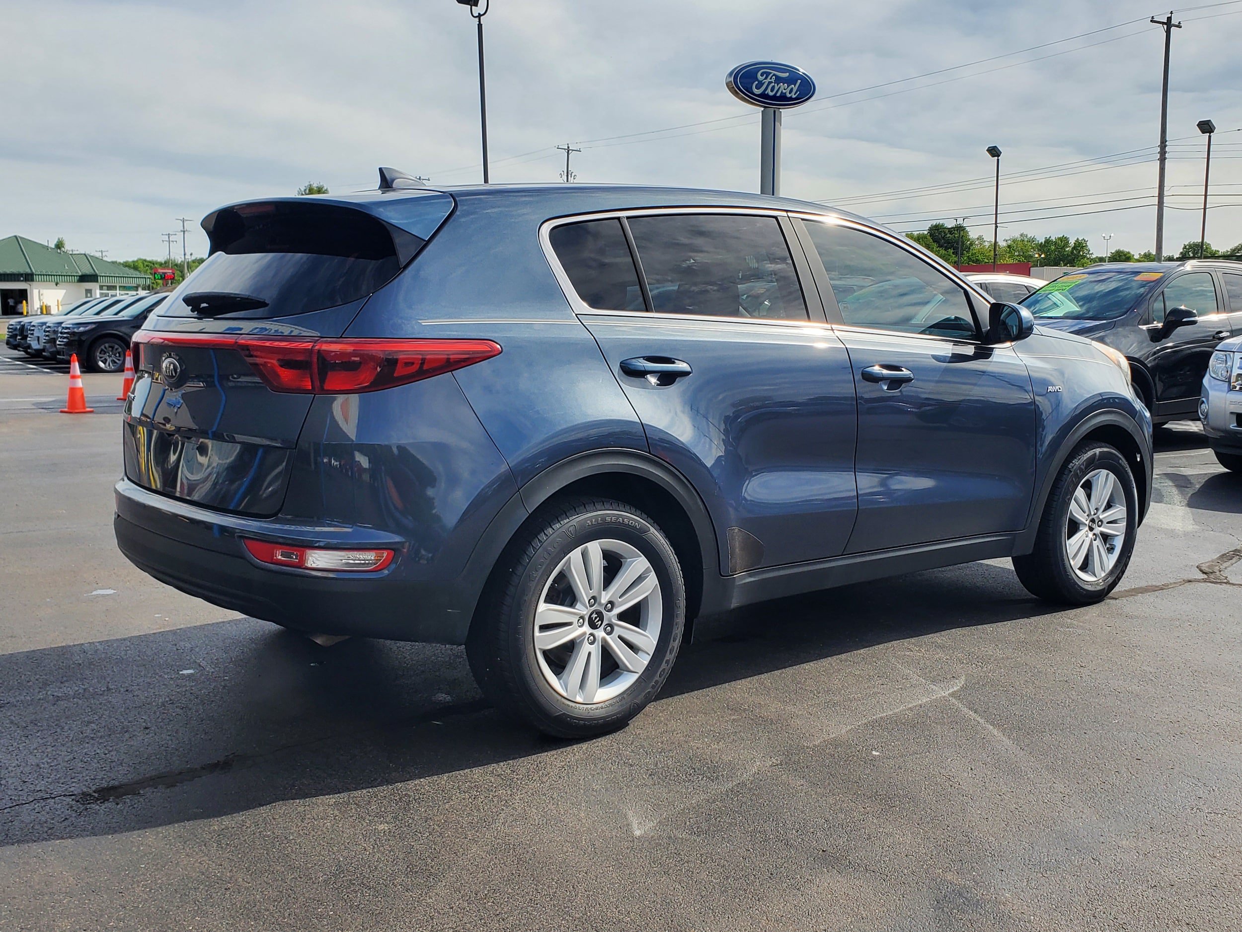 Used 2018 Kia Sportage LX AWD/4WD image 4