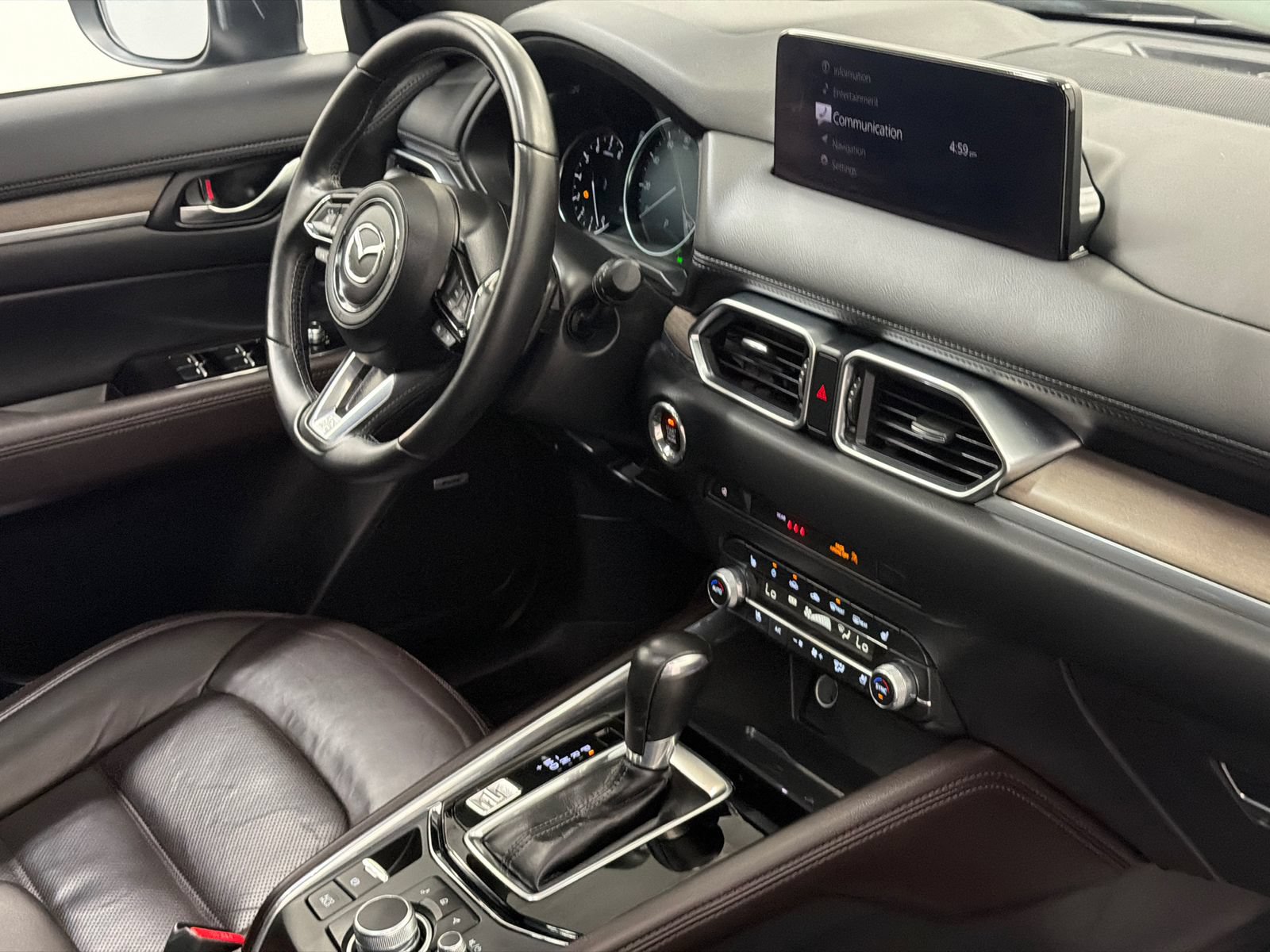 Used 2023 MAZDA CX-5 Signature AWD/4WD image 10