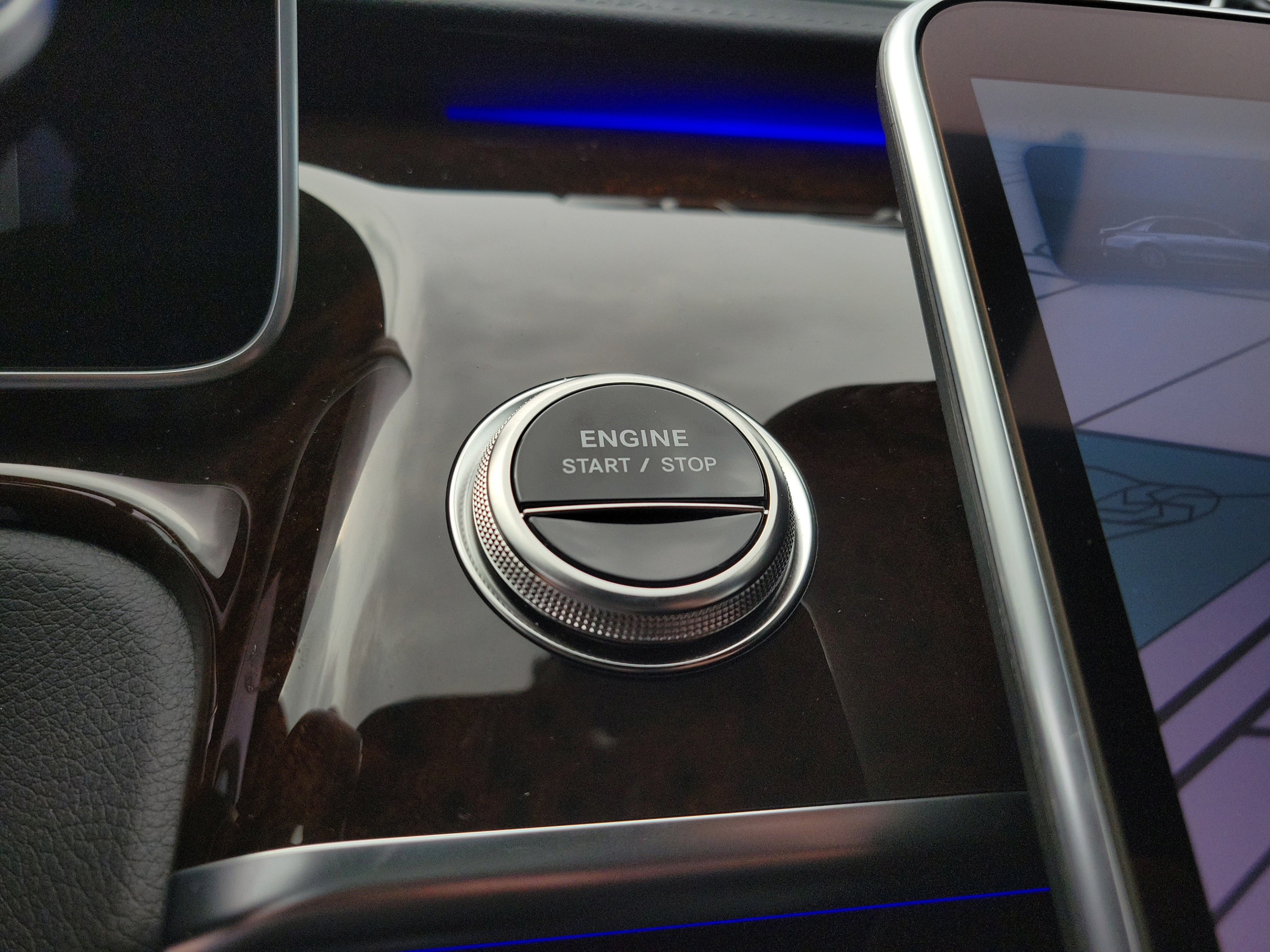 New 2026 Mercedes-Benz S 580e 4MATIC Sedan image 34