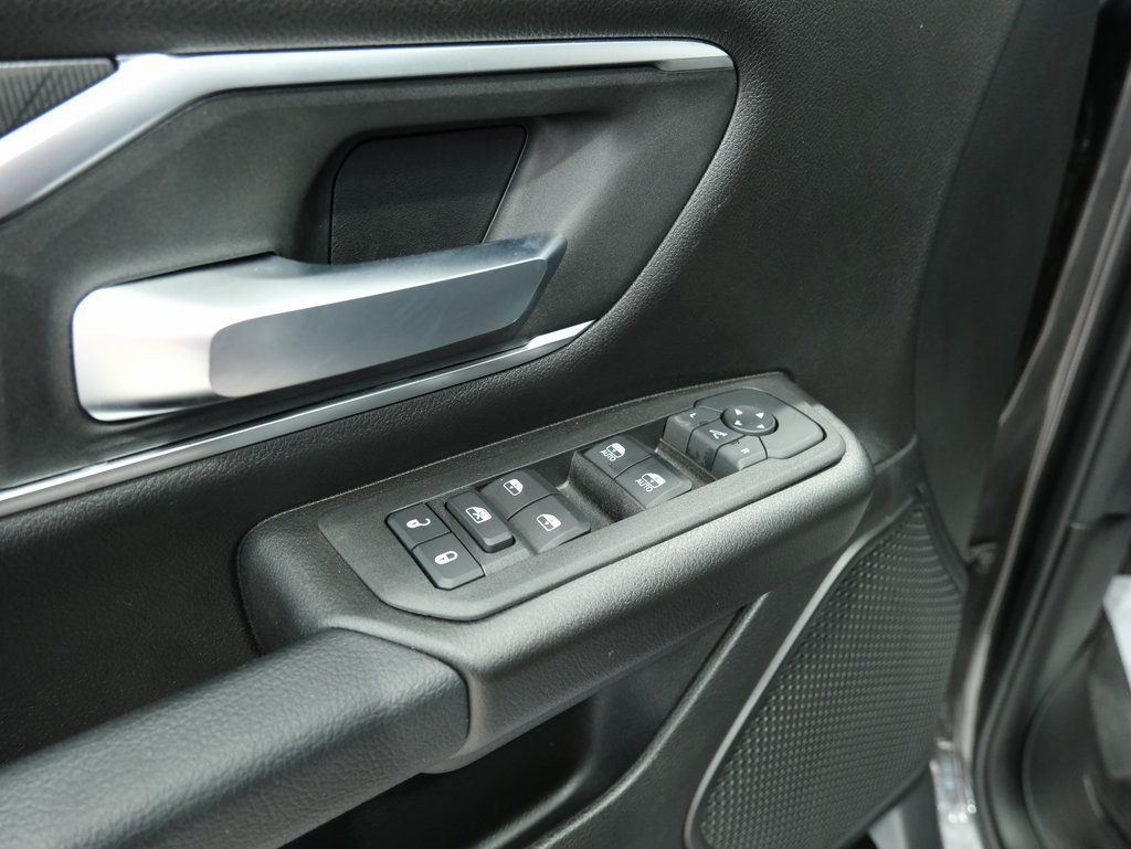 New 2026 RAM 1500 4x4 Crew Cab image 27