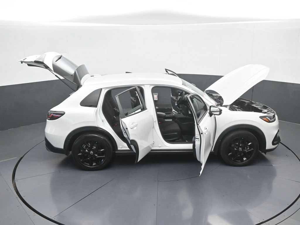 Used 2025 Honda HR-V Sport image 69