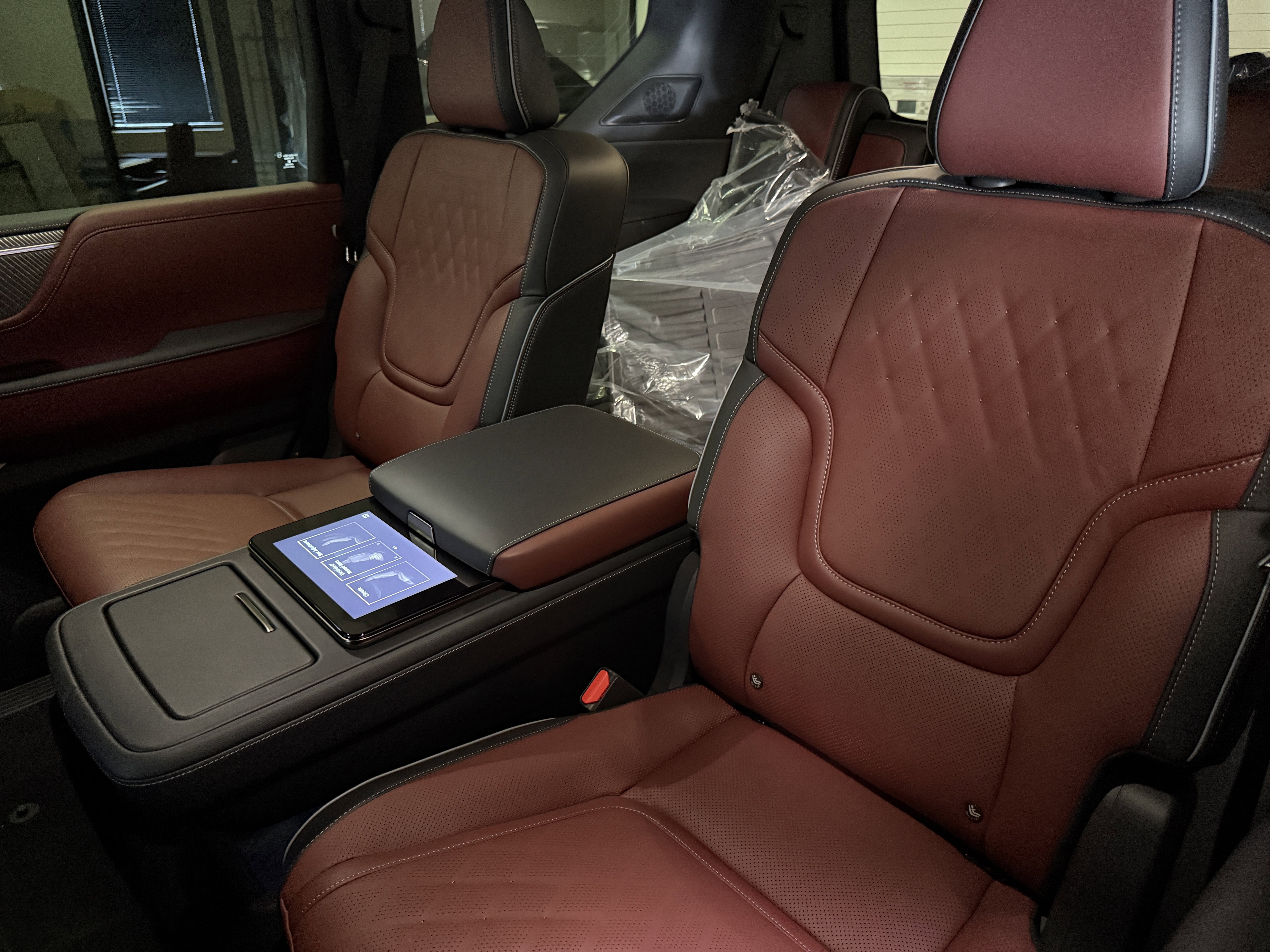 New 2026 INFINITI QX80 Autograph image 15