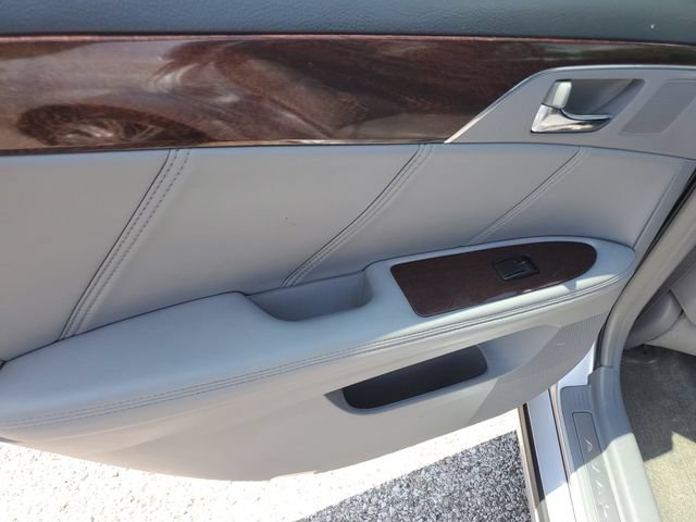 Used 2008 Toyota Avalon Limited FWD image 29
