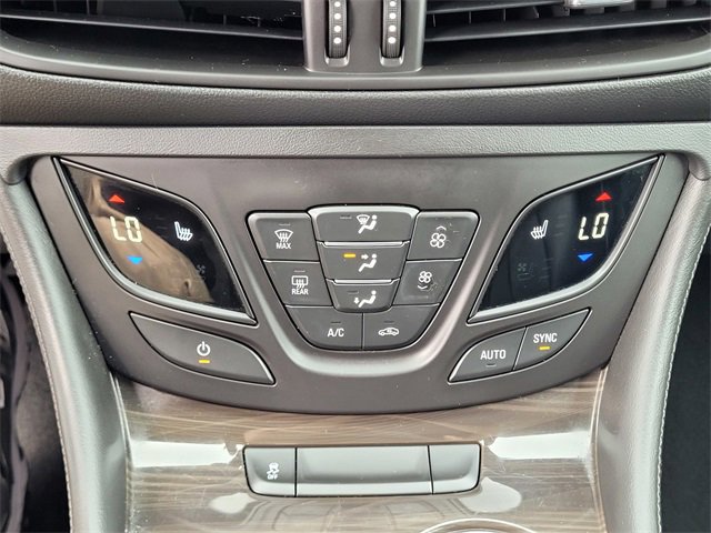 Used 2019 Buick Envision Premium image 21