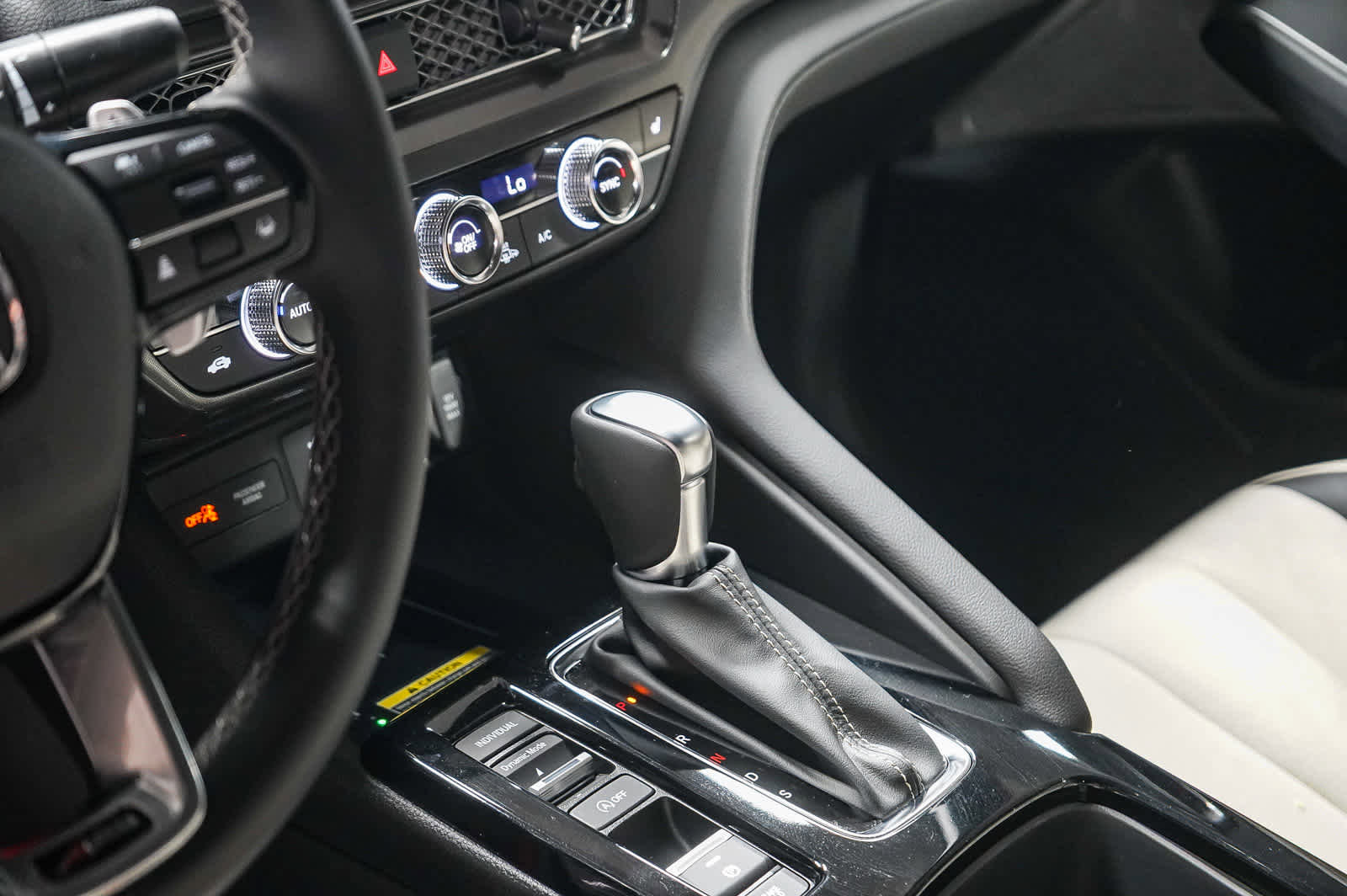 Used 2025 Acura Integra A-Spec image 27