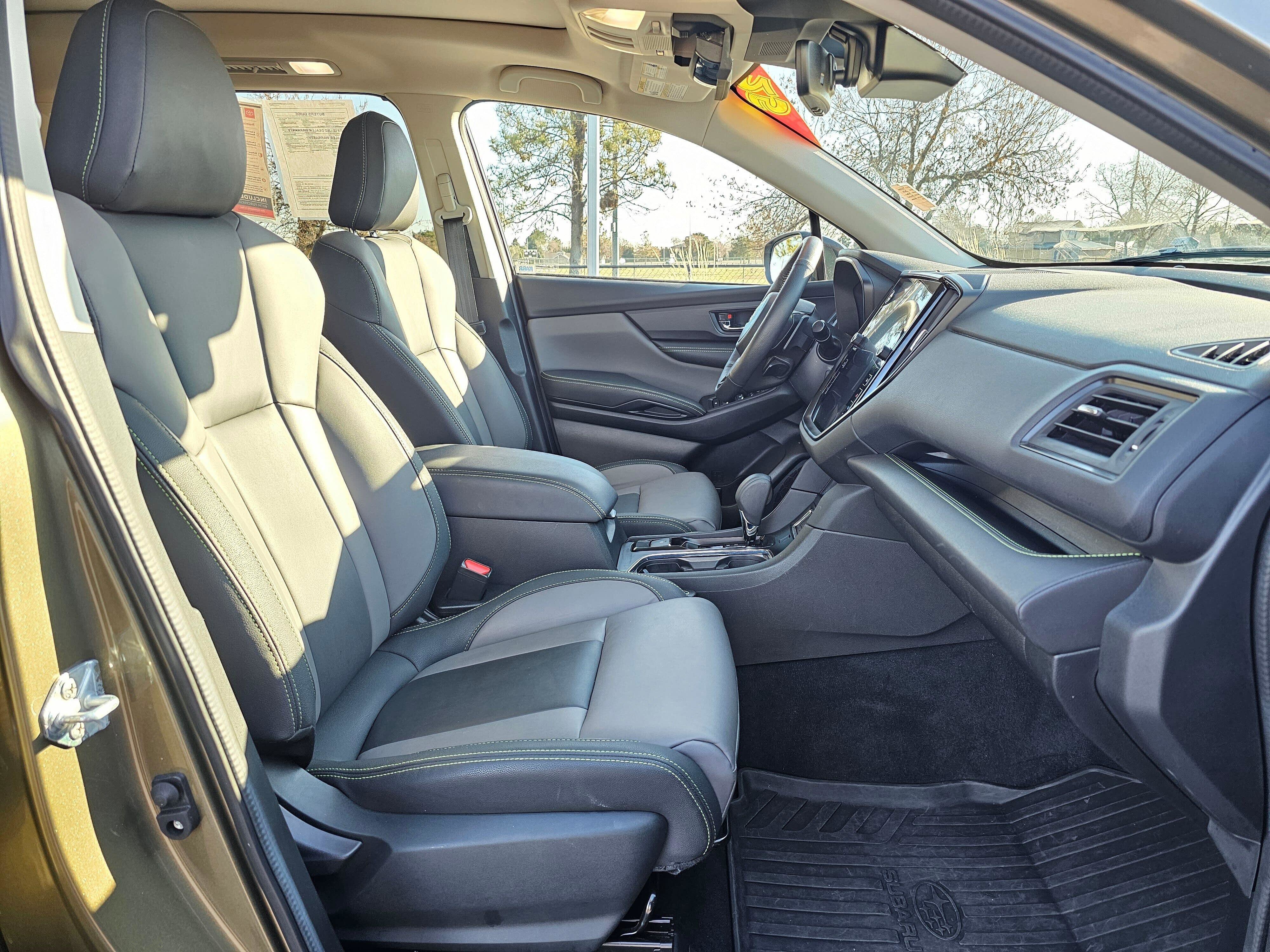 Used 2025 Subaru Ascent Onyx Edition AWD/4WD image 10