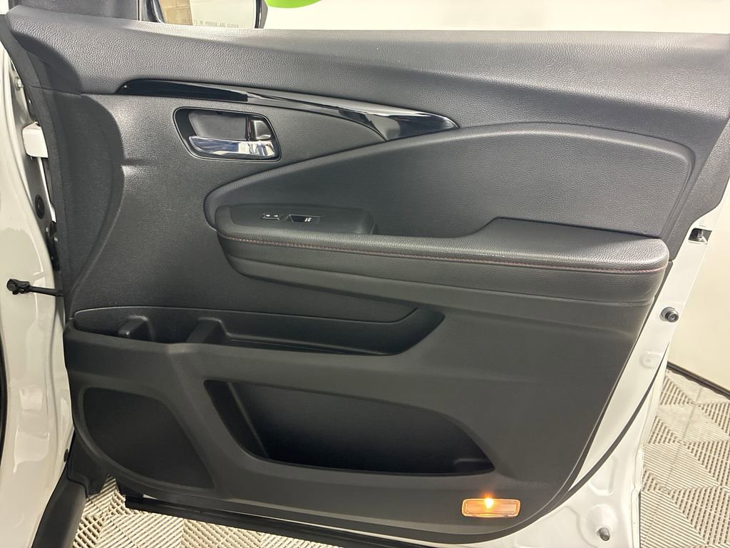 Used 2022 Honda Ridgeline Black Edition image 30