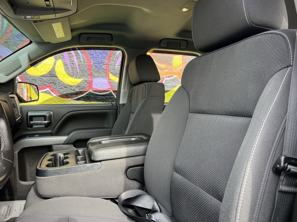 Used 2018 Chevrolet Silverado 1500 LT w/ All Star Edition image 47