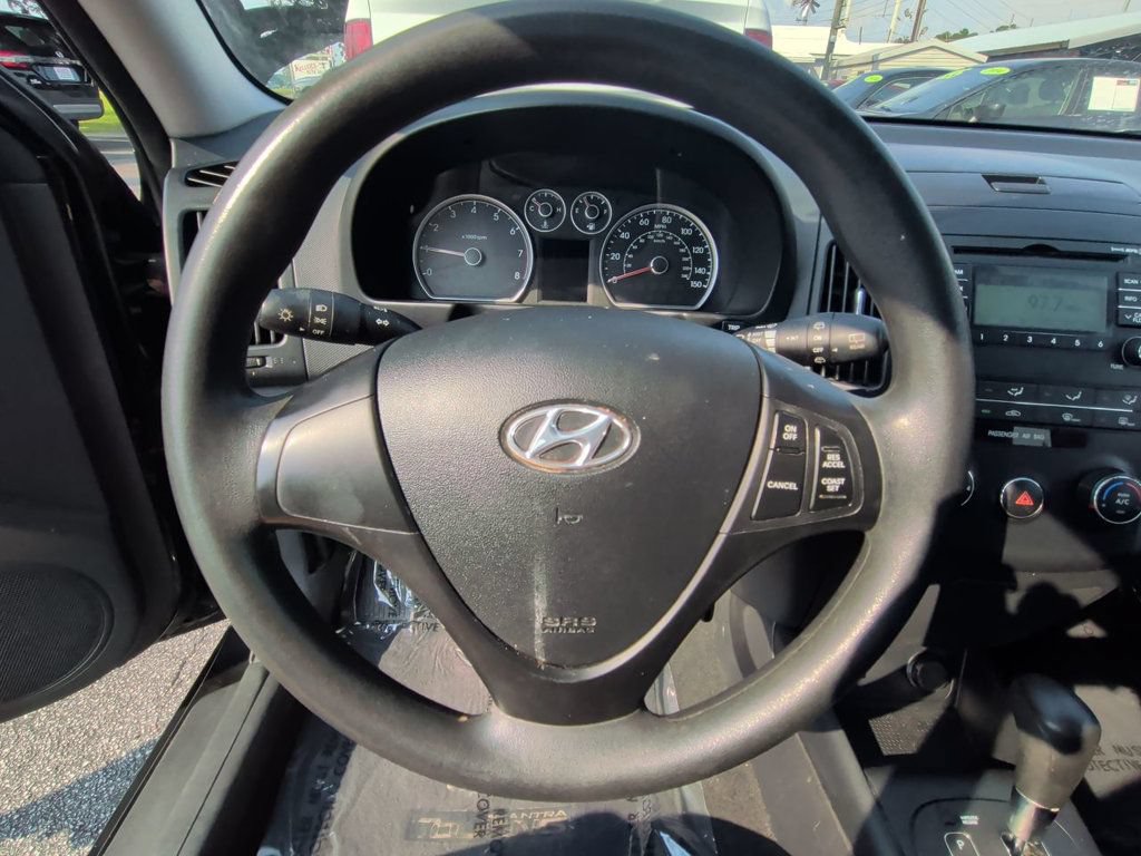 Used 2010 Hyundai Elantra GLS FWD image 15
