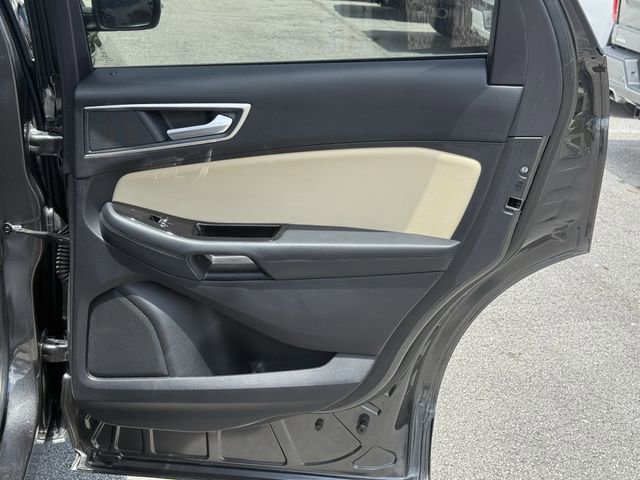 Used 2019 Ford Edge SEL w/ Equipment Group 201A FWD image 35