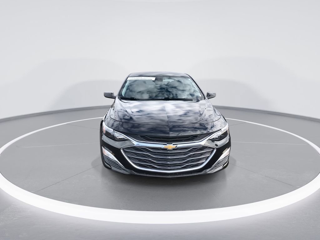 Used 2024 Chevrolet Malibu LS image 3