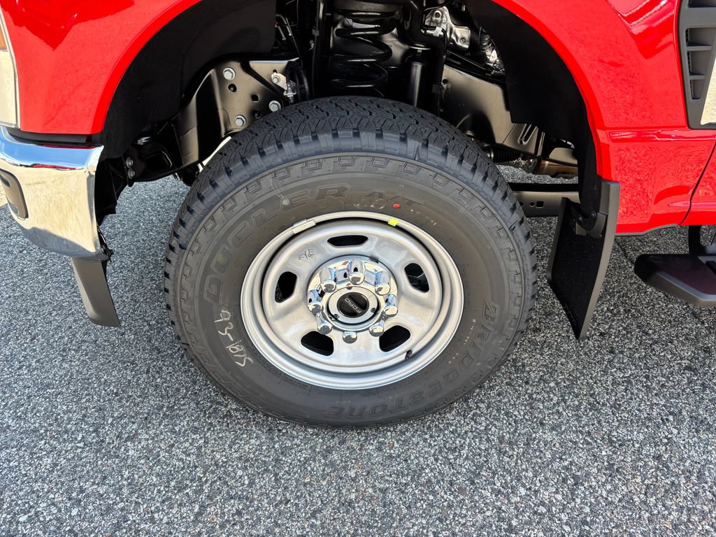 New 2026 Ford F350 XL w/ FX4 Off-Road Package AWD/4WD image 19