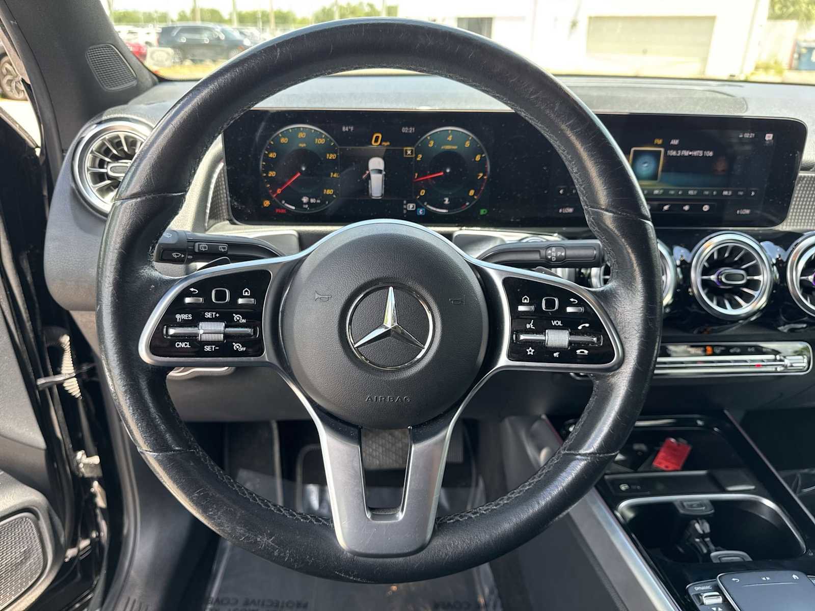 Used 2022 Mercedes-Benz GLB 250 image 21