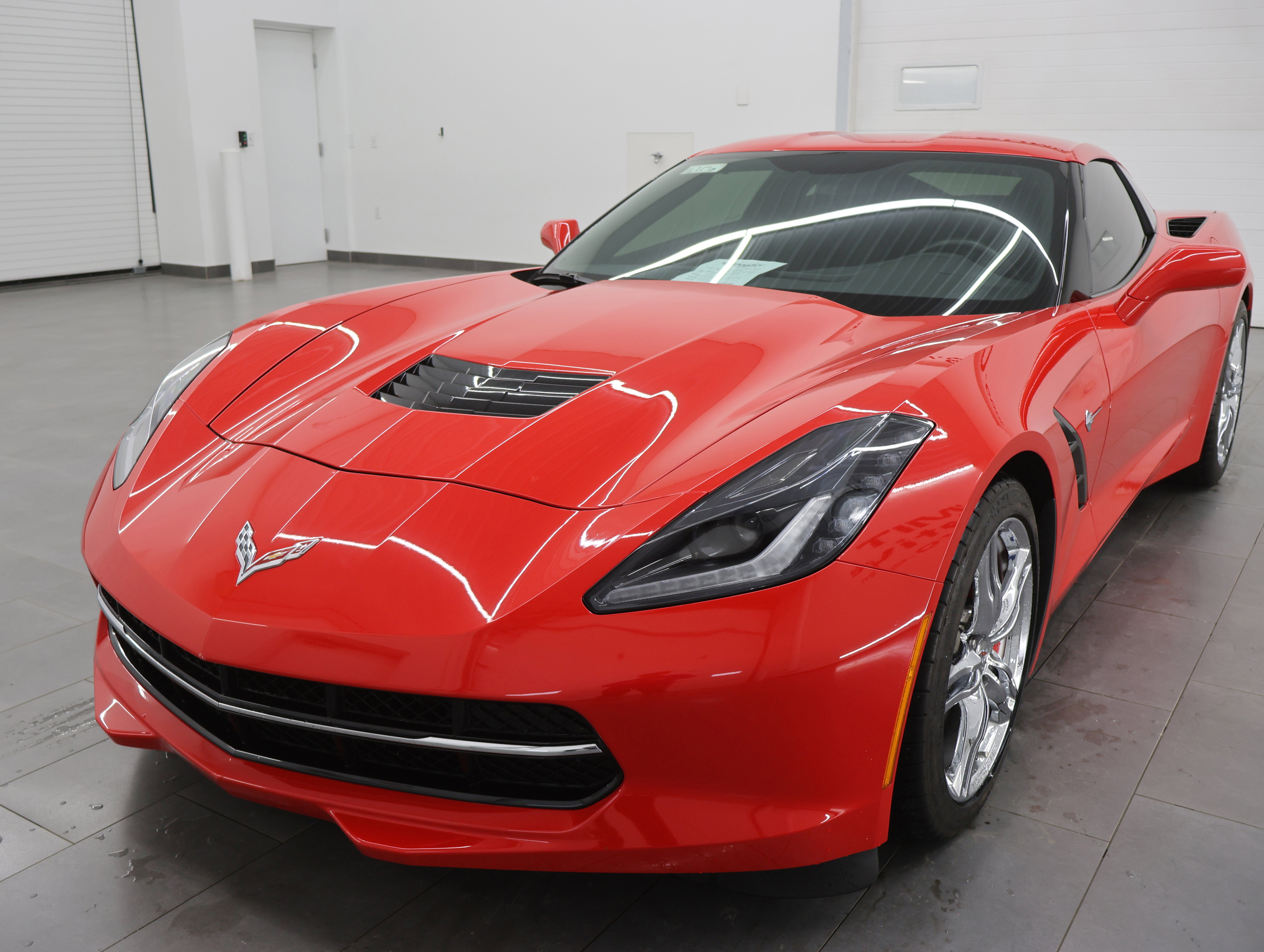 Used 2017 Chevrolet Corvette Stingray Coupe w/ 1LT image 7