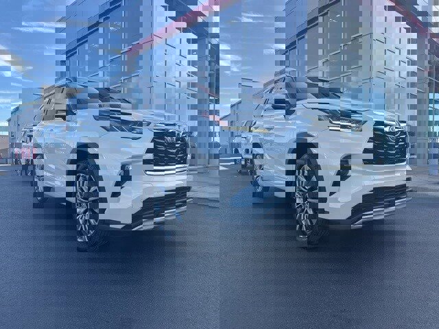 Used 2021 Toyota Highlander Platinum