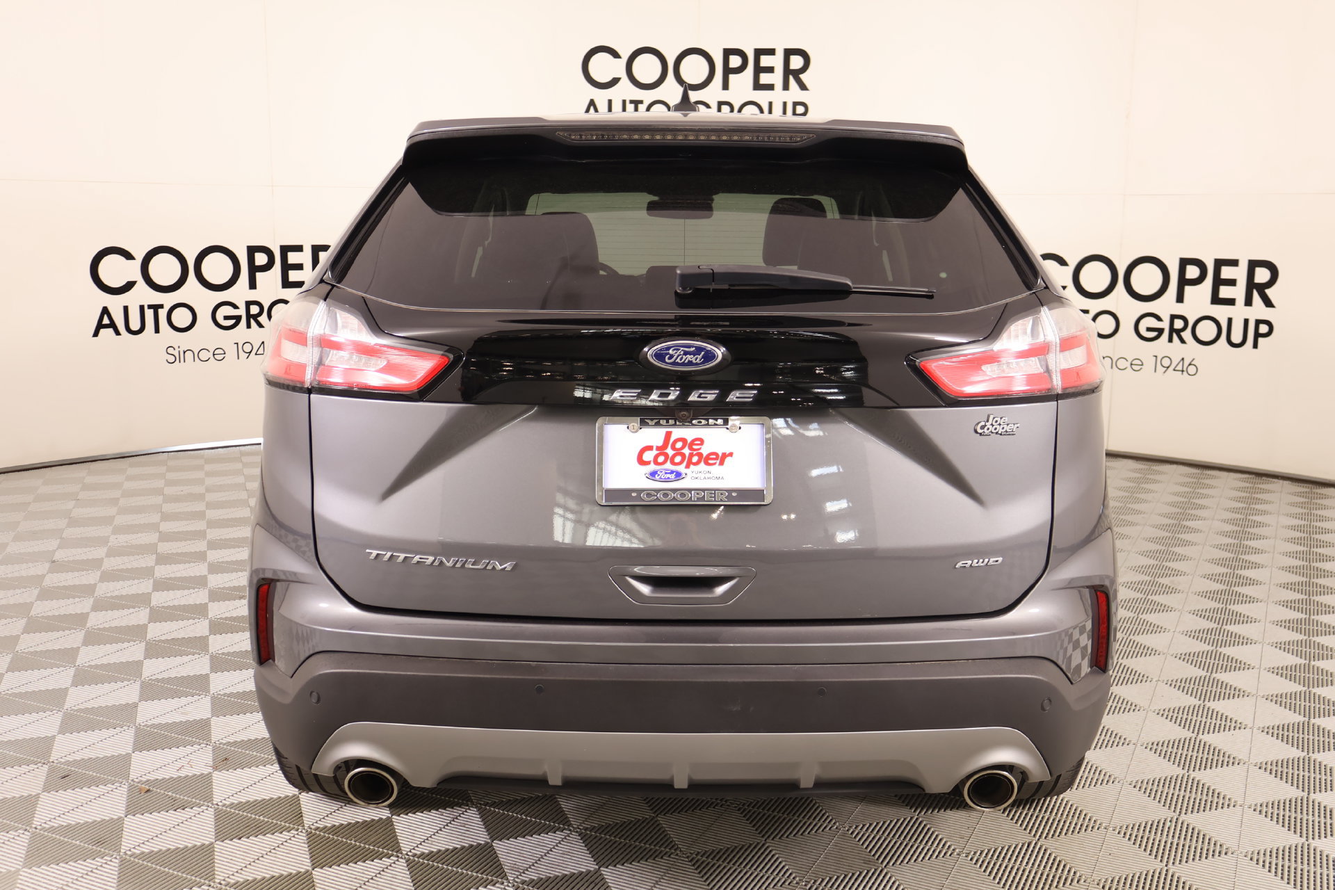 Used 2024 Ford Edge Titanium w/ Equipment Group 301A AWD/4WD image 24