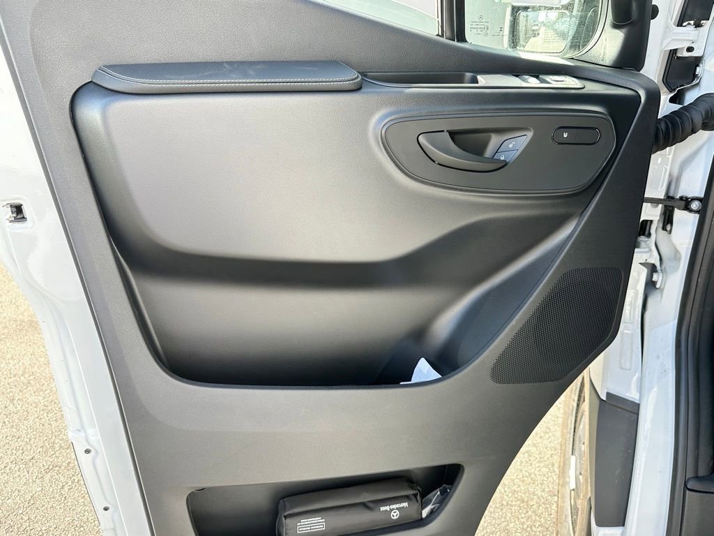 New 2025 Mercedes-Benz Sprinter 2500 image 10