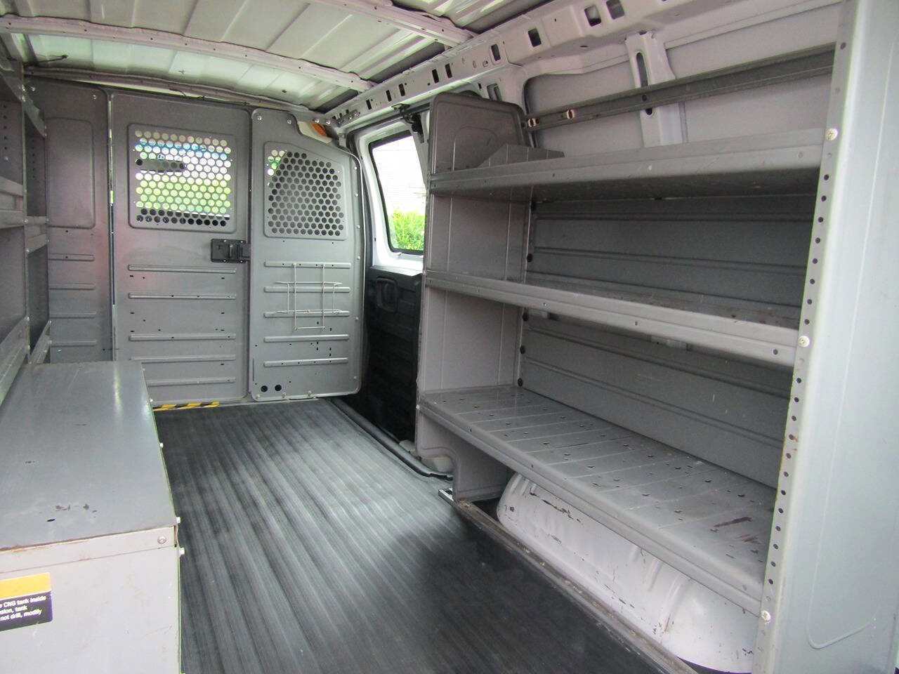 Used 2011 Chevrolet Express 2500 w/ Cold Climate Package image 12