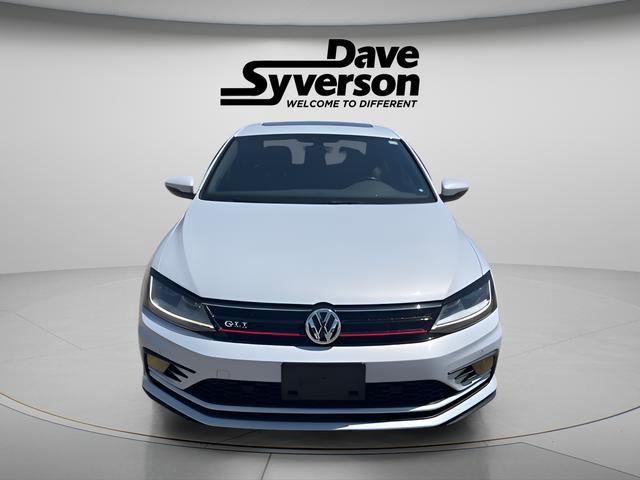 Used 2017 Volkswagen Jetta GLI FWD image 2