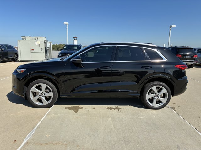 Used 2025 Audi Q5 Premium w/ Premium Plus AWD/4WD image 8
