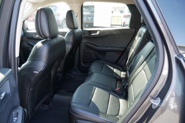 Used 2020 Ford Escape Titanium w/ Titanium Premium Package 2.0 image 26