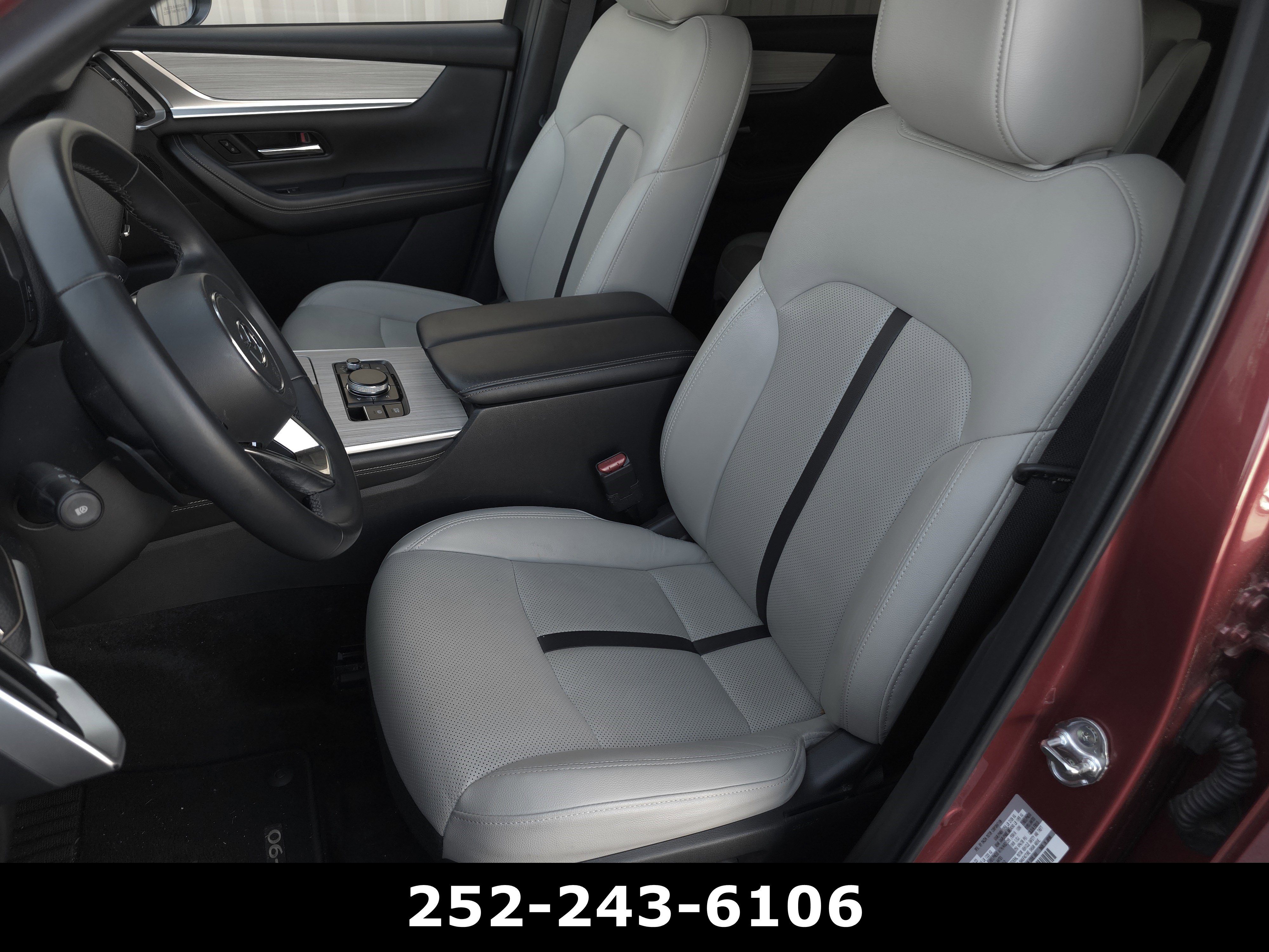 Used 2024 MAZDA CX-90 Plug-In Hybrid w/ Preferred image 8