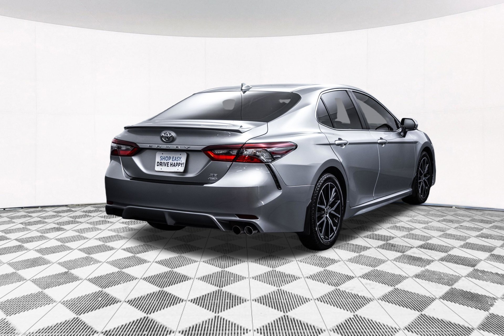 Used 2022 Toyota Camry SE w/ Cold Weather Package AWD/4WD image 12